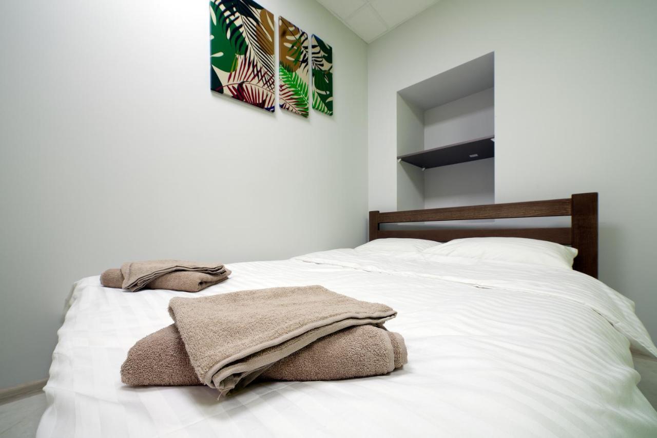 Ostriv Hostel Lviv Bagian luar foto