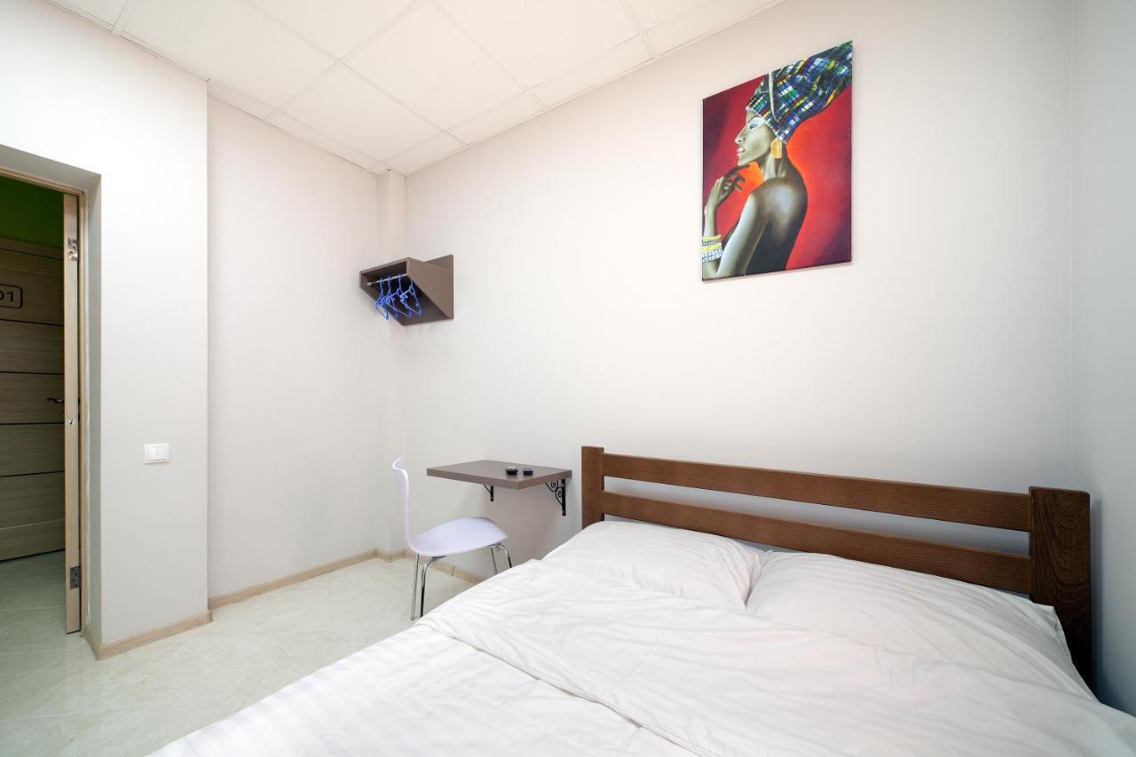 Ostriv Hostel Lviv Bagian luar foto